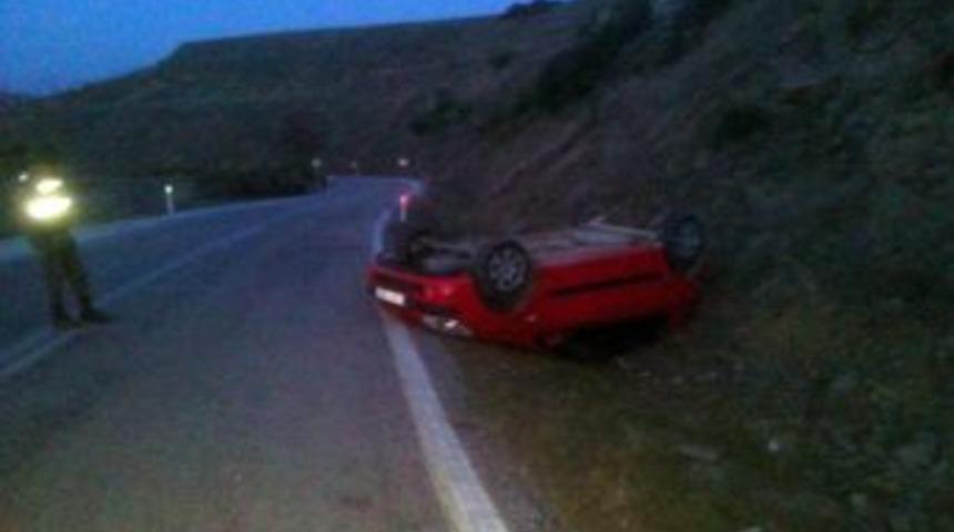 Kaza Yaptı Aracını Bırakıp Ka&ccedil;tı