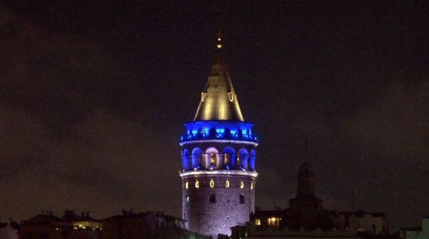 İstanbul&rsquo;un Tarihi Noktaları Otizm İ&ccedil;in Maviye B&uuml;r&uuml;nd&uuml;