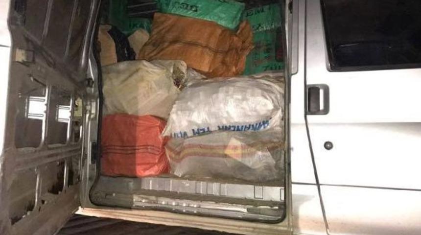 Başkale'de 48 Bin Paket Ka&ccedil;ak Sigara Ele Ge&ccedil;irildi