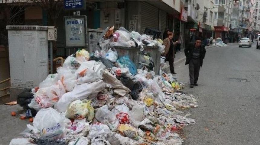 İzmir&rsquo;i &Ccedil;&ouml;pl&uuml;ğe &Ccedil;eviren Grev Bitti