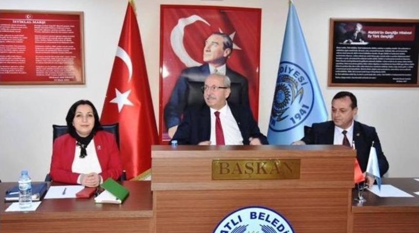 Başkan Albayrak Muratlı Belediyesi&rsquo;nin Meclis Toplantısı&rsquo;na Katıldı