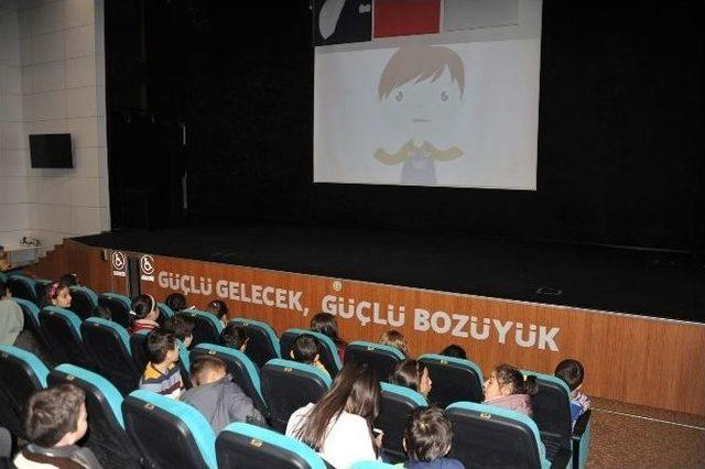 Başkan Bakıcı’nın Çocuklarla Sinema Keyfi 3