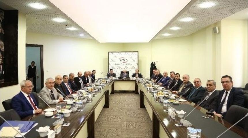 &Ouml;zbekistan&rsquo;dan Ankaralı İş Adamlarına Yatırım &Ccedil;ağrısı
