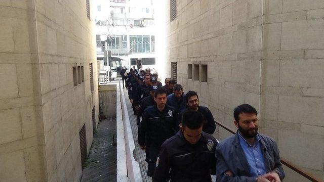 Fet&ouml;&rsquo;c&uuml; &Ouml;ğretmenler Adliyeye Sevk Edildi 1