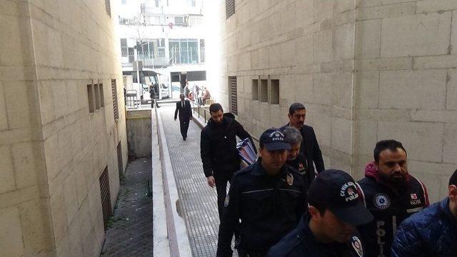 Fet&ouml;&rsquo;c&uuml; &Ouml;ğretmenler Adliyeye Sevk Edildi 3