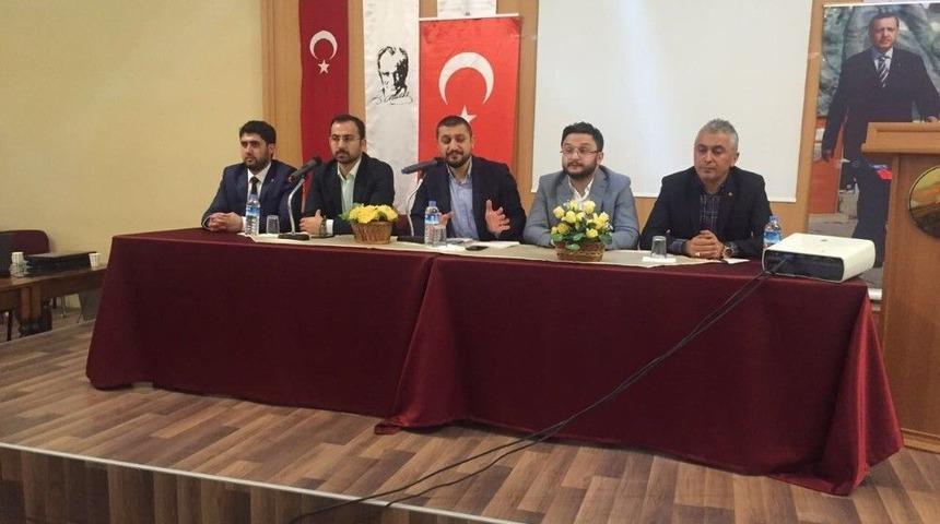 A&ccedil;ıkg&ouml;z, &rsquo;gen&ccedil; K&uuml;rs&uuml;&rsquo; Programına Katıldı