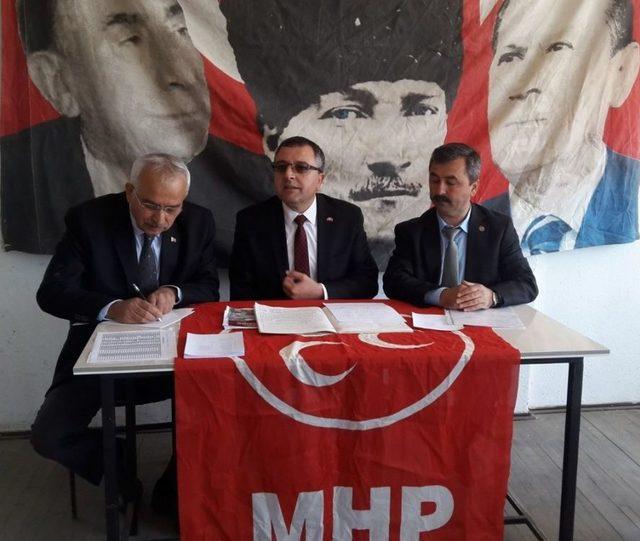 Pazarlar Mhp’de Osman Ünal Güven Tazeledi