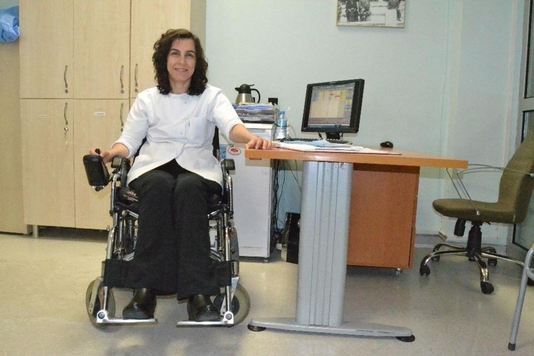 (&ouml;zel Haber) Hem Yılın Hem G&ouml;n&uuml;llerin Hemşiresi