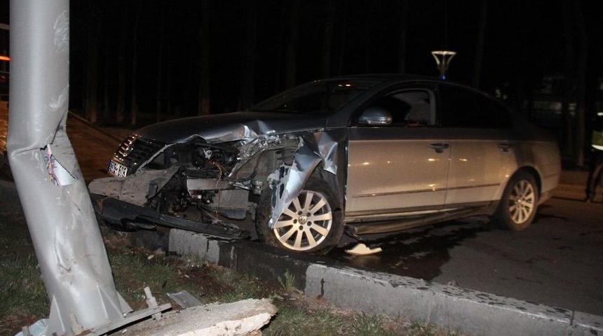 Elazığ&rsquo;da Trafik Kazası: 2 Yaralı