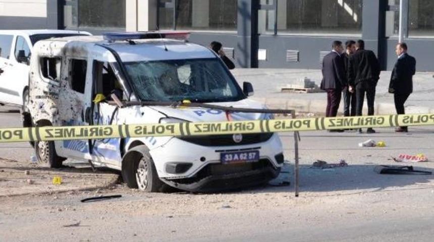 Mersin'de Polis Ekip Aracına Bombalı Saldırı: 2 Yaralı (3) - Yeniden