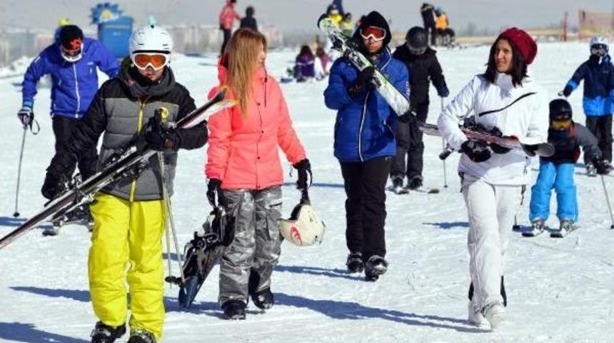 Paland&ouml;ken'de Yarı Yıl Tatilinden Sonra Eyof Bereketi