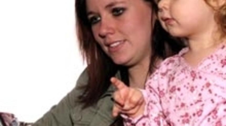 T&uuml;rk&ccedil;e ve İngilizce Oyun Grupları