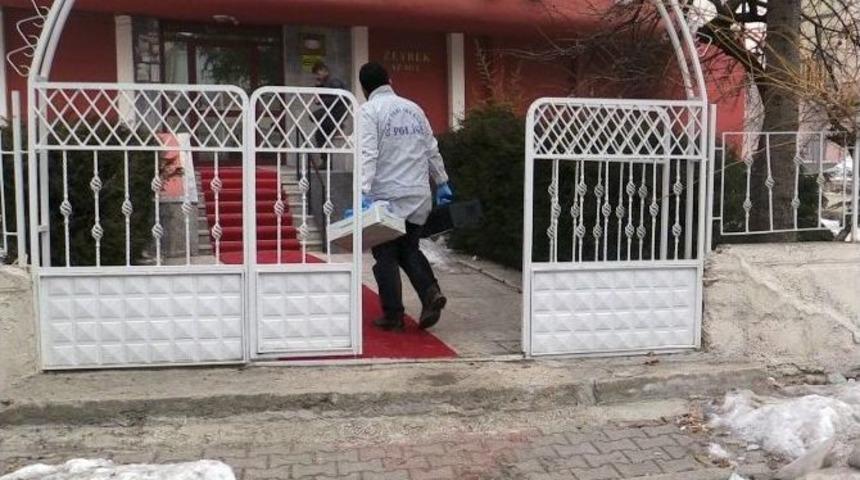 Tartıştığı Babasını T&uuml;fekle Vurarak &Ouml;ld&uuml;rd&uuml;