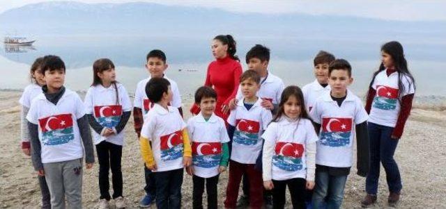 Burdur G&ouml;l&uuml; I&ccedil;in Klip &Ccedil;ektiler 3