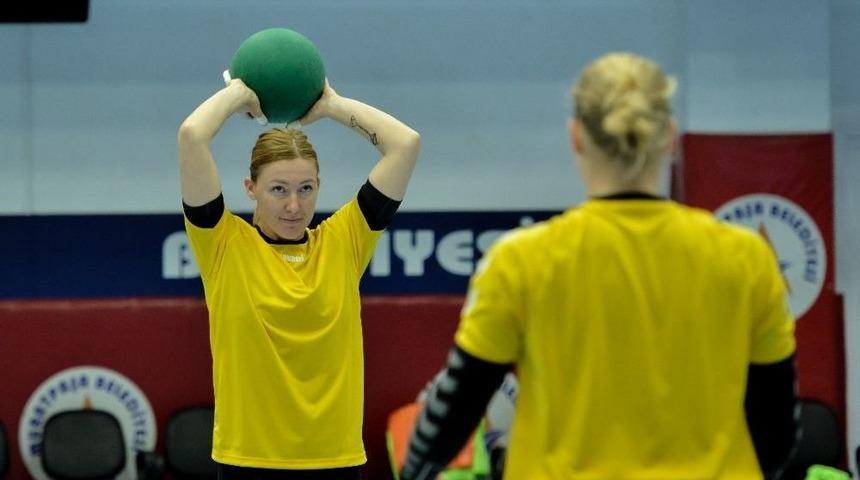 Muratpaşa, Yenimahalle Deplasmanında