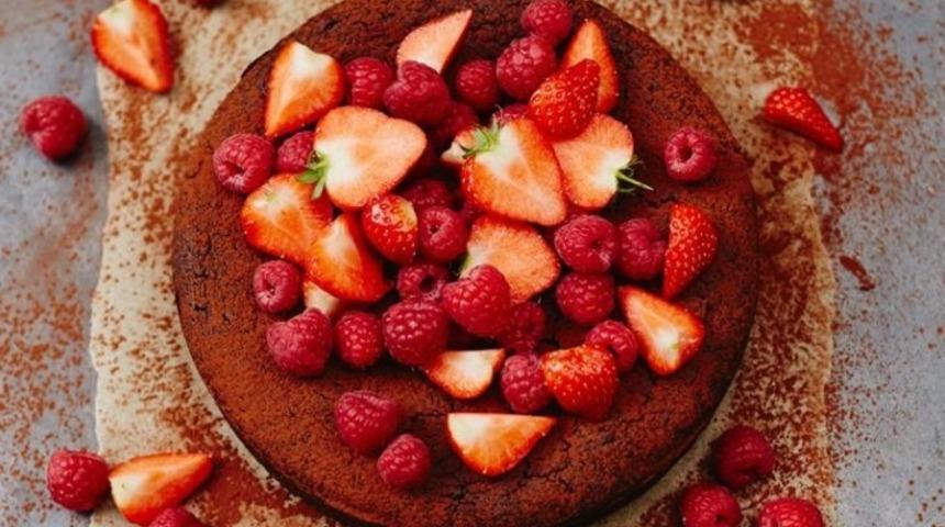 Yedikçe kilo aldırmayan 6 kek tarifi