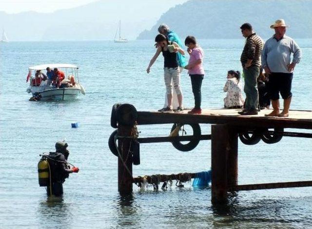 Marmaris'te Sezon Öncesi Deniz Temizliği