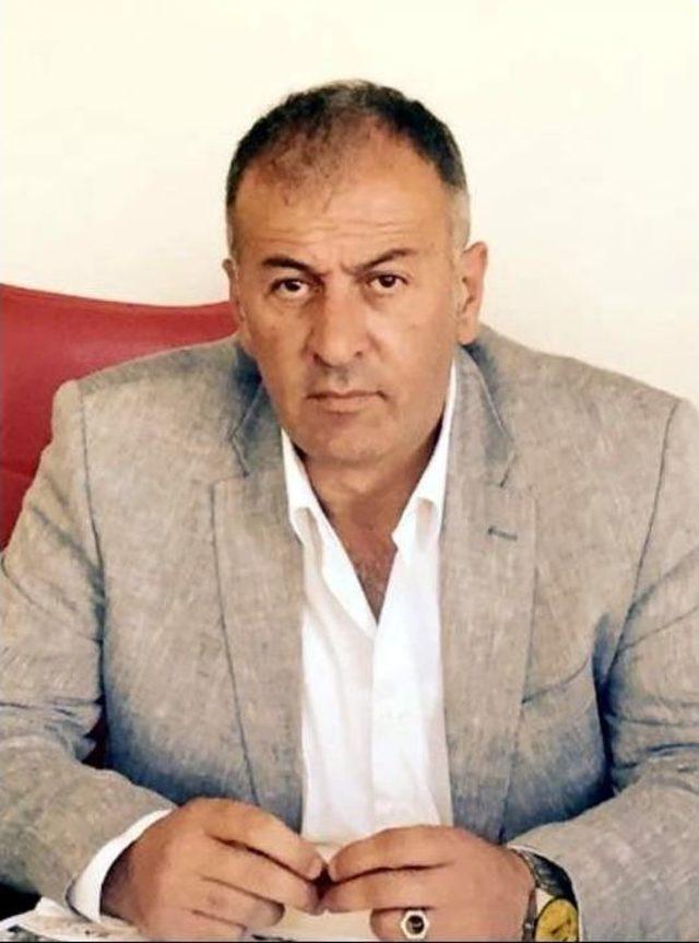 İş Yerinin &Ccedil;atısına &rsquo;evet&rsquo; Pankartı Astırdı 1