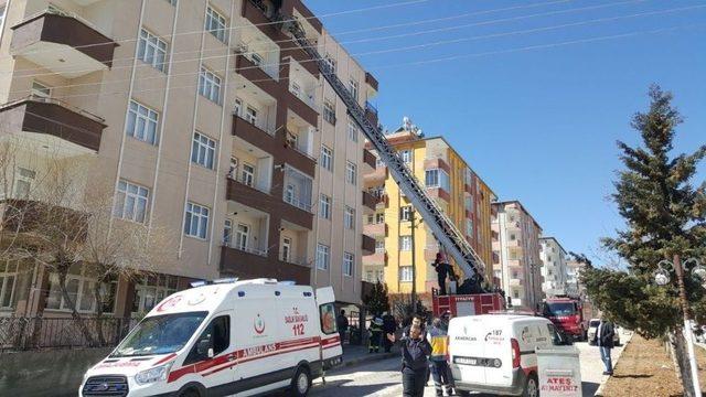 Adıyaman&rsquo;da Yangın Korkuttu 1