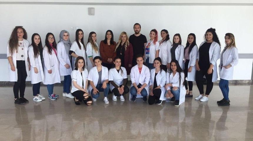 Yaşlılar Haftası&rsquo;nda Anlamlı Ziyaret