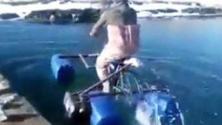 İlkinde Gülümsettiler, İkincisinde Su Üzerinde Bisiklet Sürmeyi Başardılar