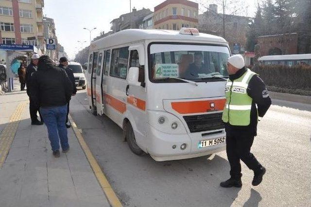 Bozüyük Polisinin Halk Dolmuşlarına Yönelik Sivil Denetimi Başladı