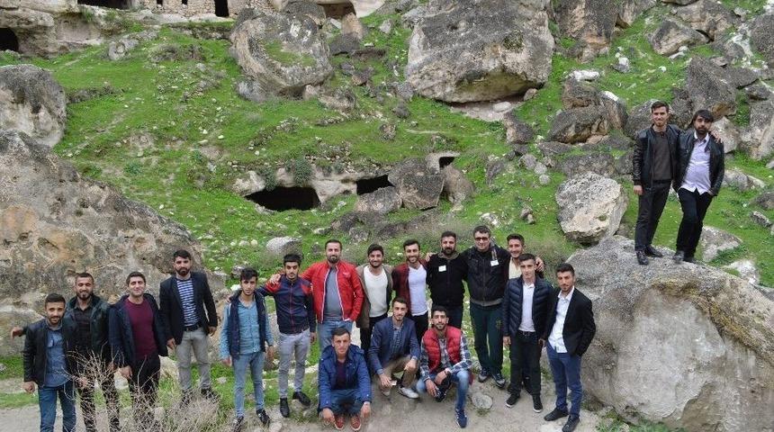 Tügva Gençleri Hasankeyf’i Gezdi