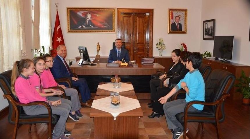 Öğrencilerden Kaymakam Sırmalı’ya Teşekkür Ziyareti