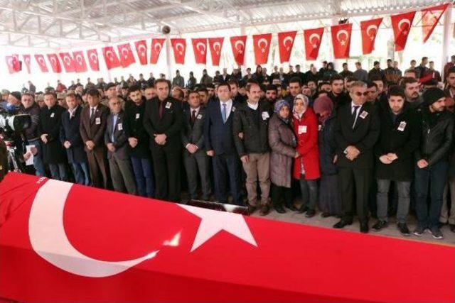 Kayseri Şehidi Mesut Yaşar Toprağa Verildi 1