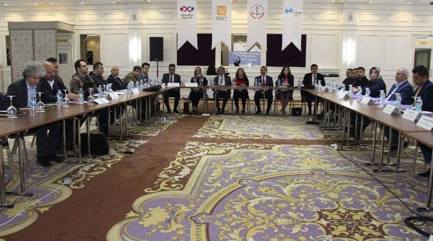 Elazığ&rsquo;da &rsquo;hayat Boyu &Ouml;ğrenmenin Geliştirilmesi&rsquo; Projesi