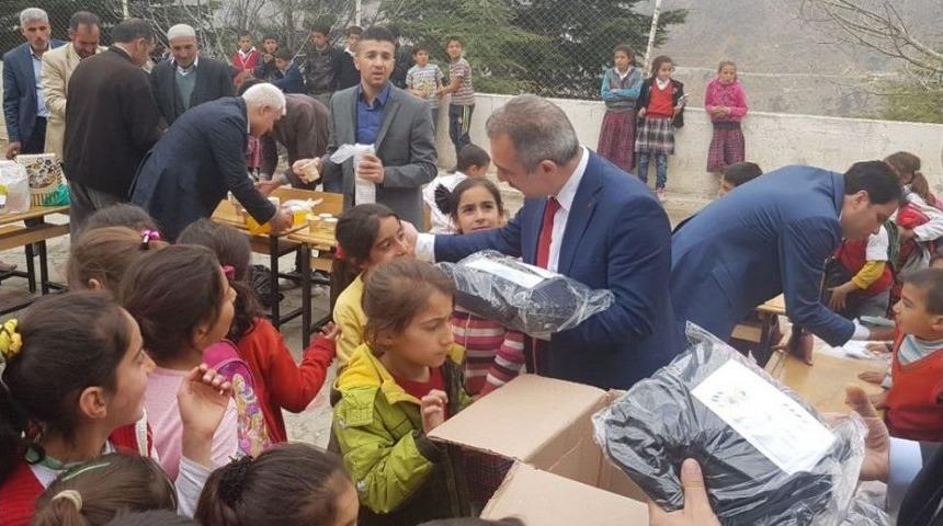 Beşiktaş Uğur Lisesi, Adıyaman&rsquo;a Kardeşlik Eli Uzattı