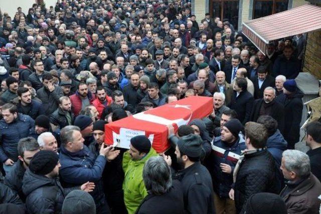 Trabzon’Da Intihar Eden Başkomiser Toprağa Verildi