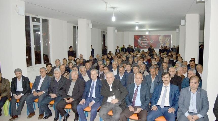Besni&rsquo;de Ak Partililer Birlik Ve Dayanışma Toplantısında Buluştu