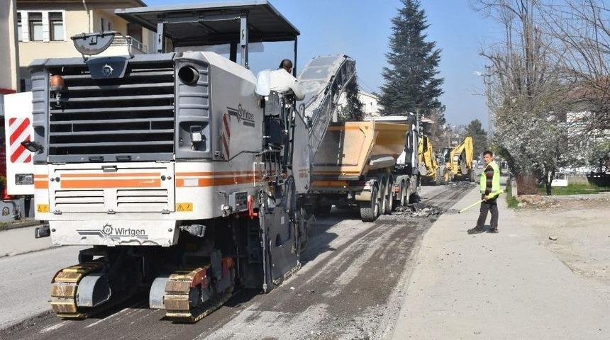 Yollar Asfalta Hazırlanıyor