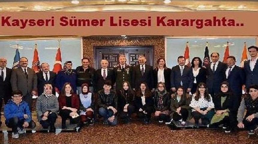 Genelkurmay Başkanı Akar&rsquo;A  Mezun Olduğu Liseden Ziyaret
