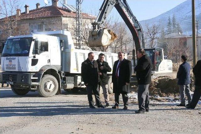 Yahyalı’da Yeni Yollar Açılmaya Devam Ediyor