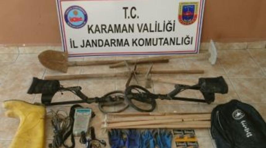 Karaman&rsquo;da Ka&ccedil;ak Kazı Yapan 3 Kişi Yakalandı