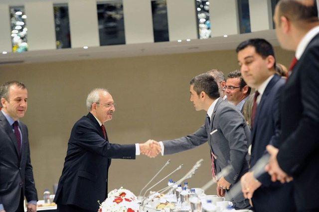 Kılıçdaroğlu Medya Yöneticileri İle Bir Araya Geldi