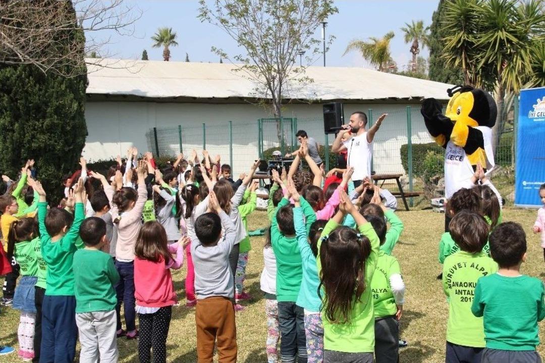 K&uuml;t&uuml;phane Haftası Kutlamaları