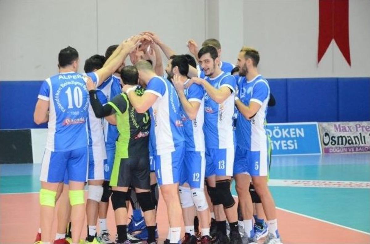 Paland&ouml;ken Belediyespor, Niksar Belediye Sporu Kolay Ge&ccedil;ti: 3-0