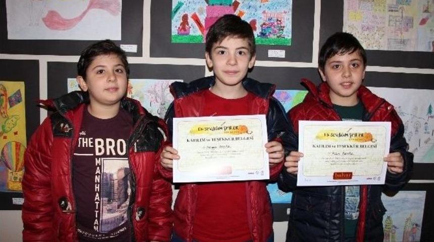 Minik Ellerin Resimleri Yarıştı