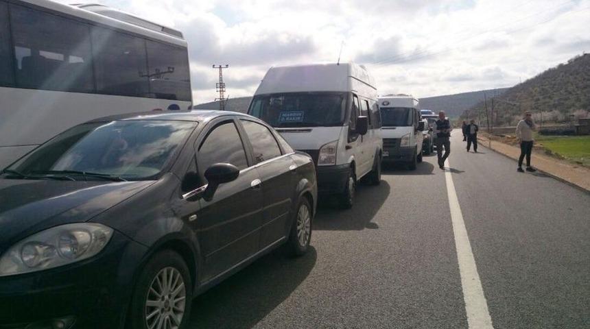 Mardin-diyarbakır Karayolunda Bomba Araması Yapıldı
