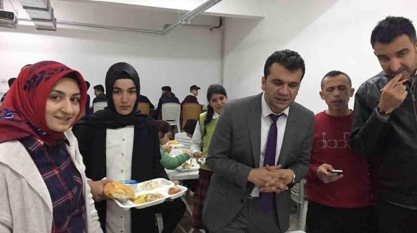 Kulp&rsquo;ta Okullara Yemek Dağıtan Firmalar Denetlendi