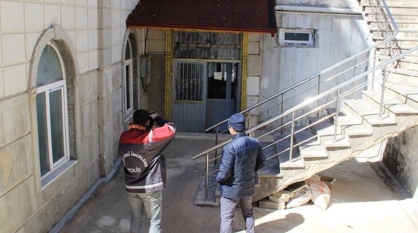 Kuran Kursundaki Bağış Kutusu &Ccedil;alındı