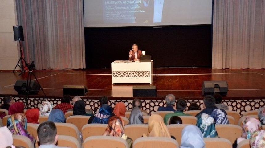 Tarih&ccedil;i-yazar Armağan: &ldquo;ayasofya&rsquo;yı &Ouml;nce Kalbimizde Cami Olarak A&ccedil;mamız Lazım&rdquo;