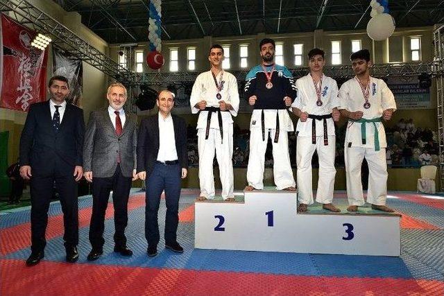 Kyokushin Karate Türkiye Şampiyonası Başladı