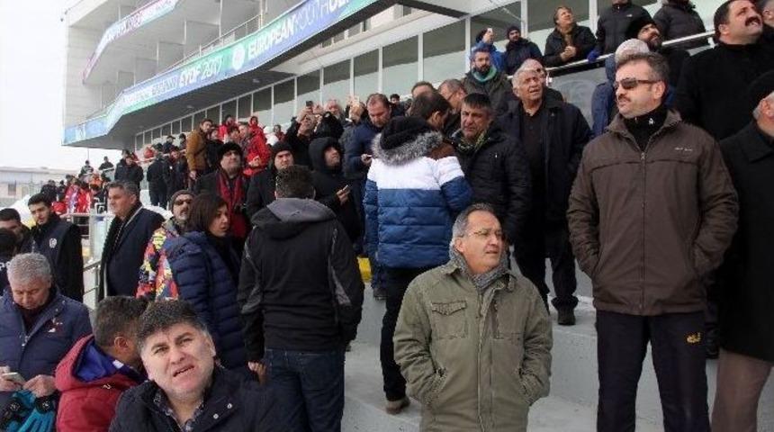 Fıs Kayakla Atlama Kıtalararası Kupası