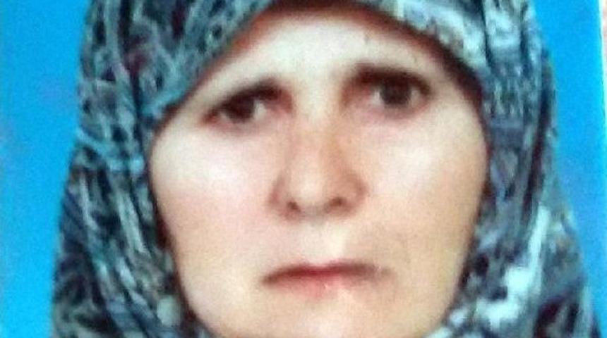 Şehit Annesinin Cenaze T&ouml;renine Askerler De Katıldı