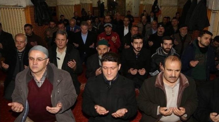 Şehit Polis İ&ccedil;in Mevlit Okutuldu