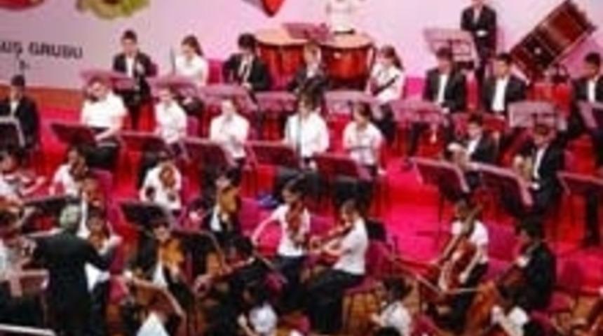 Doğuş &Ccedil;ocuk Senfoni Orkestrası Antalya'da